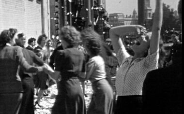 the-spirit-of-45-ve-day-celebrations-london-1945